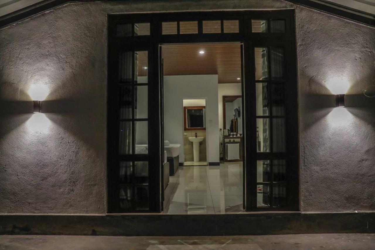 Avenra Cottage Ella Bagian luar foto